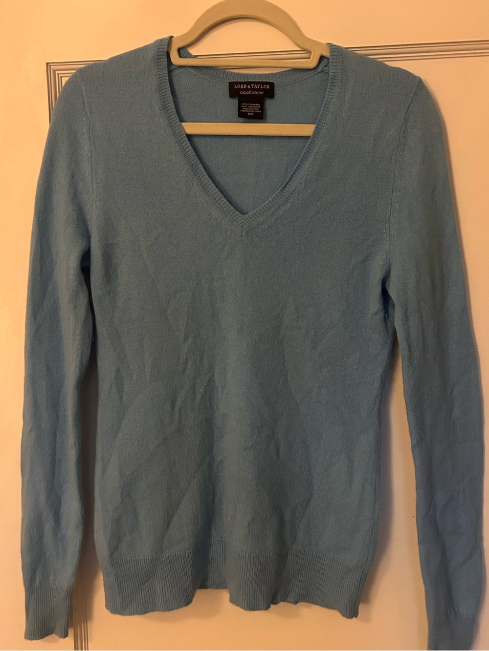 Lord & Taylor Women's Sky Blue V-Neck Cashmere Blend Sweater